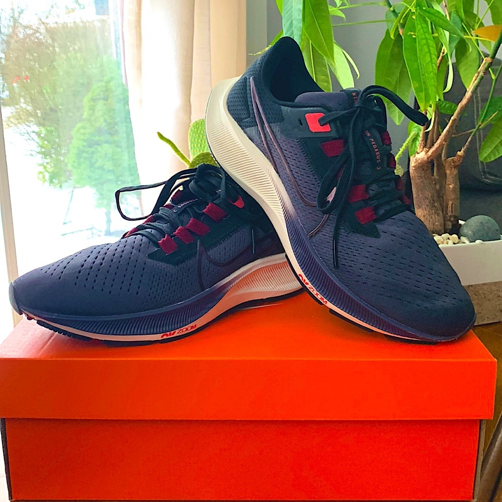 Nike Air Zoom Pegasus 38 women’s sz. 8